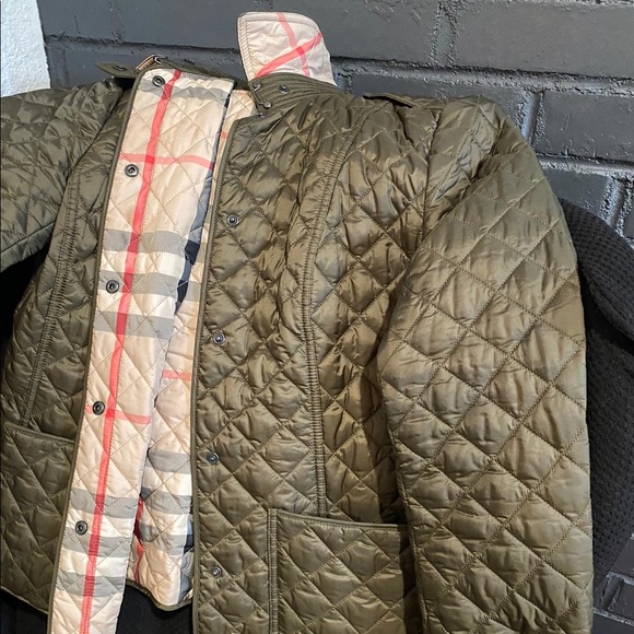 Burberry jacket - Picture 1 of 4